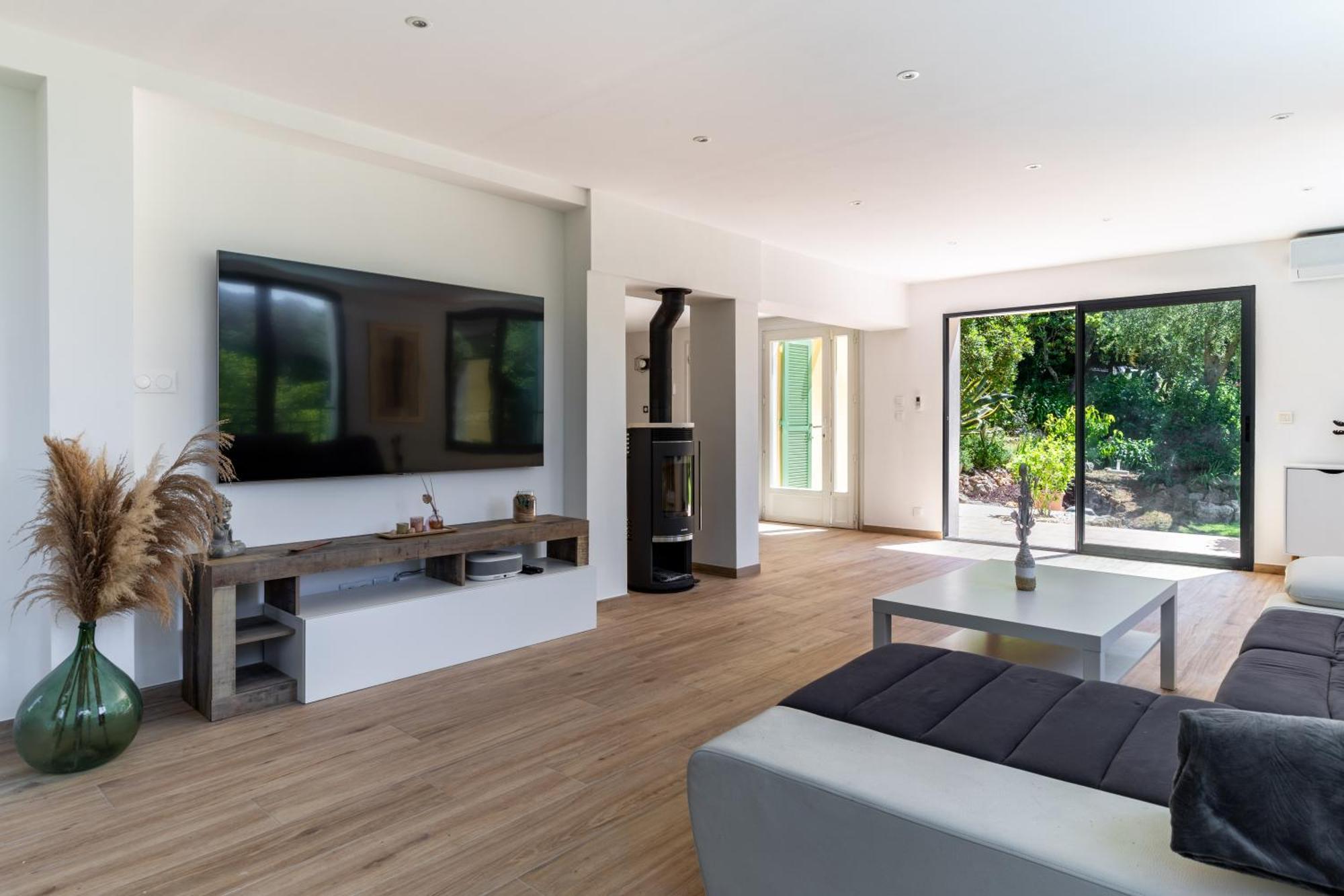 Summertime Villa